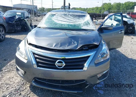 2015 Nissan Altima 2.5/2.5 S/2.5 Sl/2.5 Sv z USA, uszkodzony, nr VIN 1N4AL3AP9FC237477